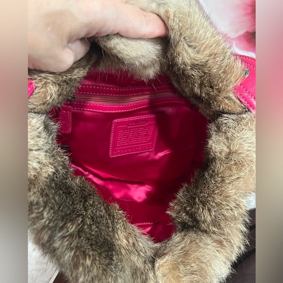 Authentic COACH Quilted C Large Duffle Pink Rabbit Hair NWT # 6733 RARE - Picture 12 of 15